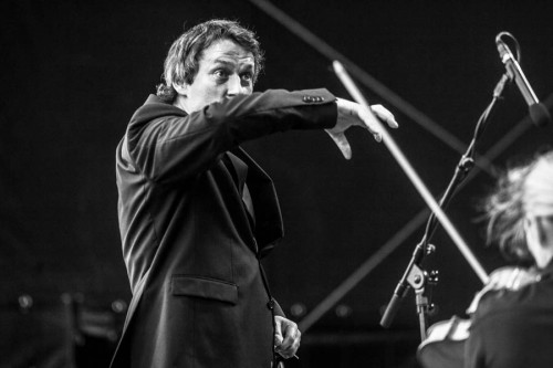 Der 1. Gastdirigent Markus Poschner während des Auftritts der Dresdner Philharmonie auf dem Dresdner Stadtfest 2013.