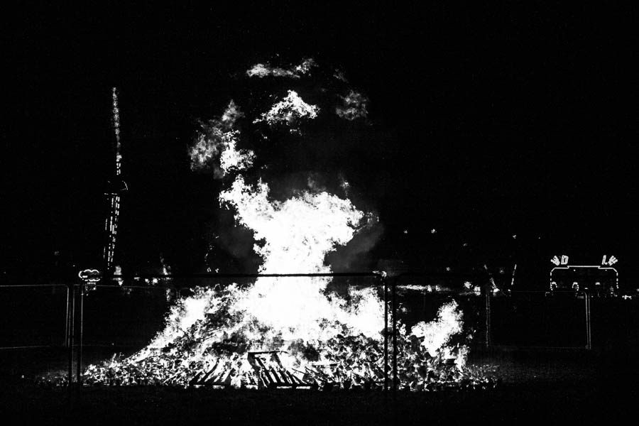 Feuer zur „Bonfire Night“ auf dem Midsummer Common